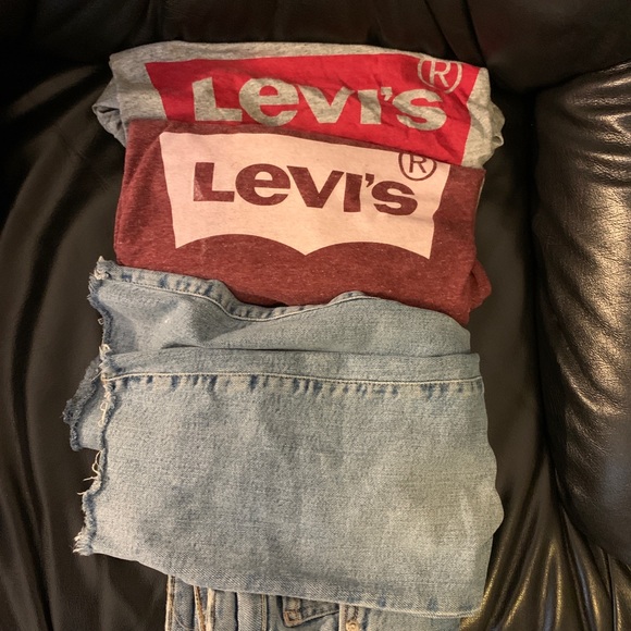 $80💜Levis,Brandy Melville,Uniqlo,TNA,underarmor💖 - Picture 4 of 16